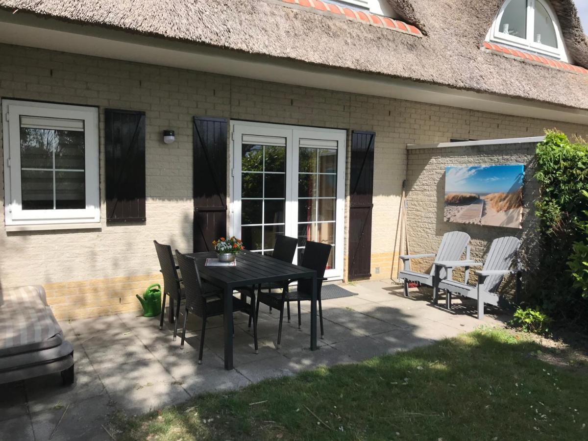 Holiday Beach House Hellevoetsluis Exteriör bild